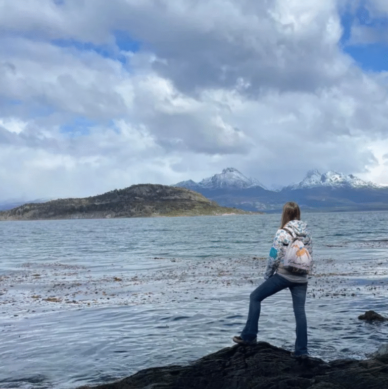 Digital nomad Nicole Elyse will recount her adventures abroad in a talk Saturday at the Newport Public Library